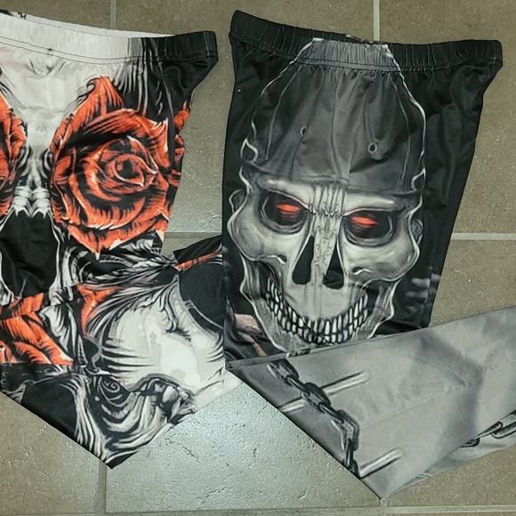 SKULL ☠️ & 🥀 ROSES LEGGINGS <> SET OF 2 - Picture 16 of 16